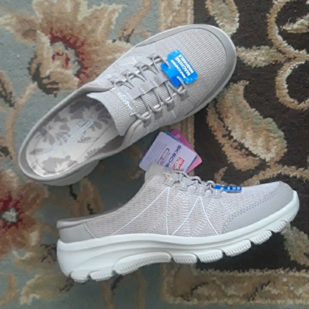 *Host Pick*Skechers Easy Going My Pace slip on shoes
